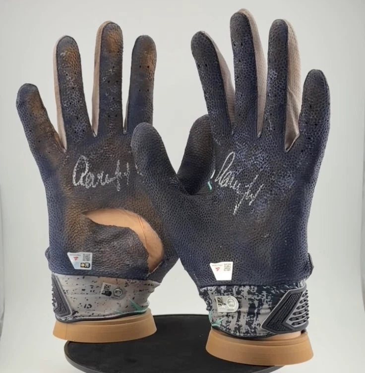 Aaron Judge — Photo-matched batting gloves · 7 games
