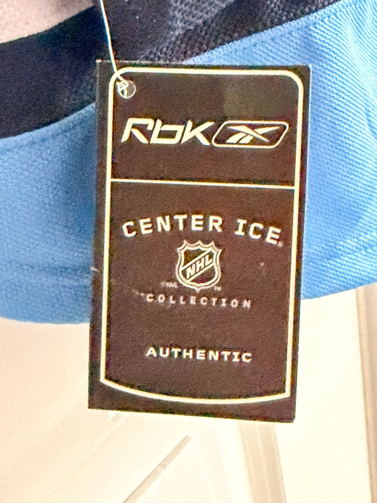 Sidney Crosby — Signed blue Reebok Penguins #87 jersey
