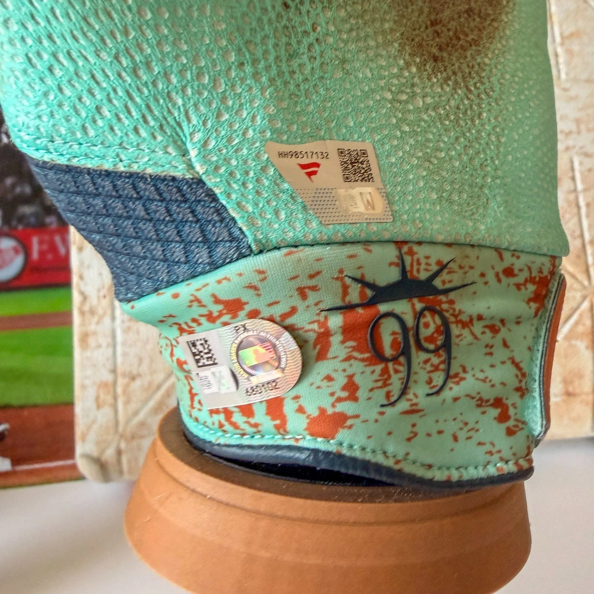 Aaron Judge — 2025 signed game-used teal Jordan glove