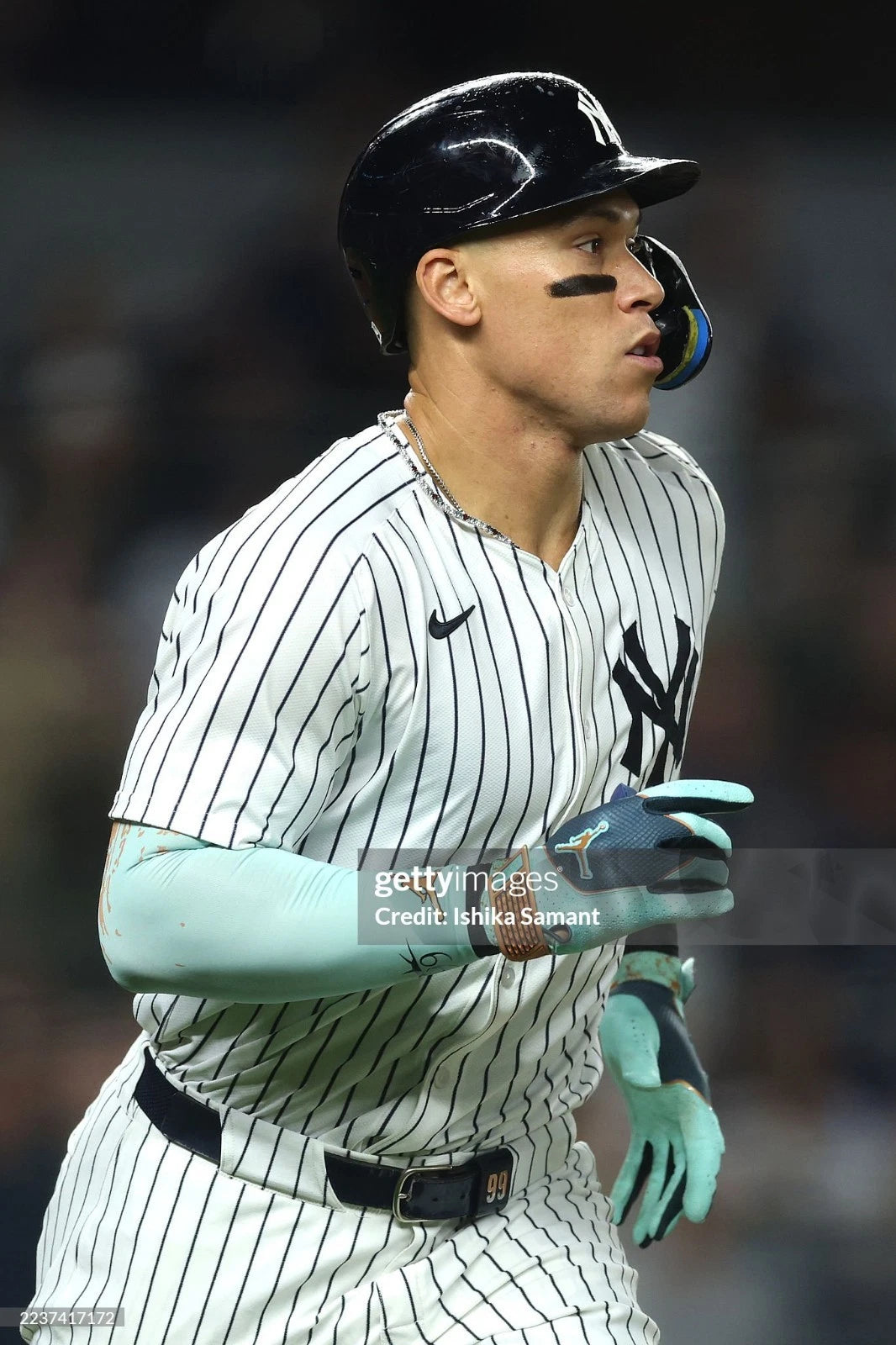Aaron Judge — 2025 signed game-used teal Jordan glove