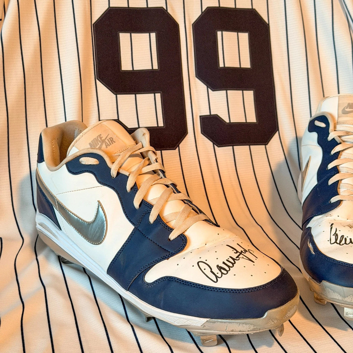 Aaron Judge — 2025 signed game-used Jordan cleats