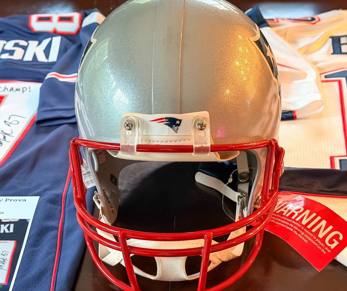 Tom Brady & Rob Gronkowski — Signed Super Bowl inscription jerseys
