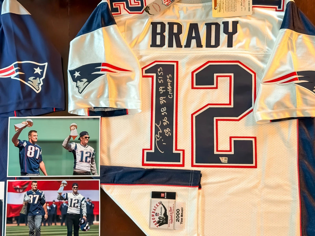 Tom Brady & Rob Gronkowski — Signed Super Bowl inscription jerseys