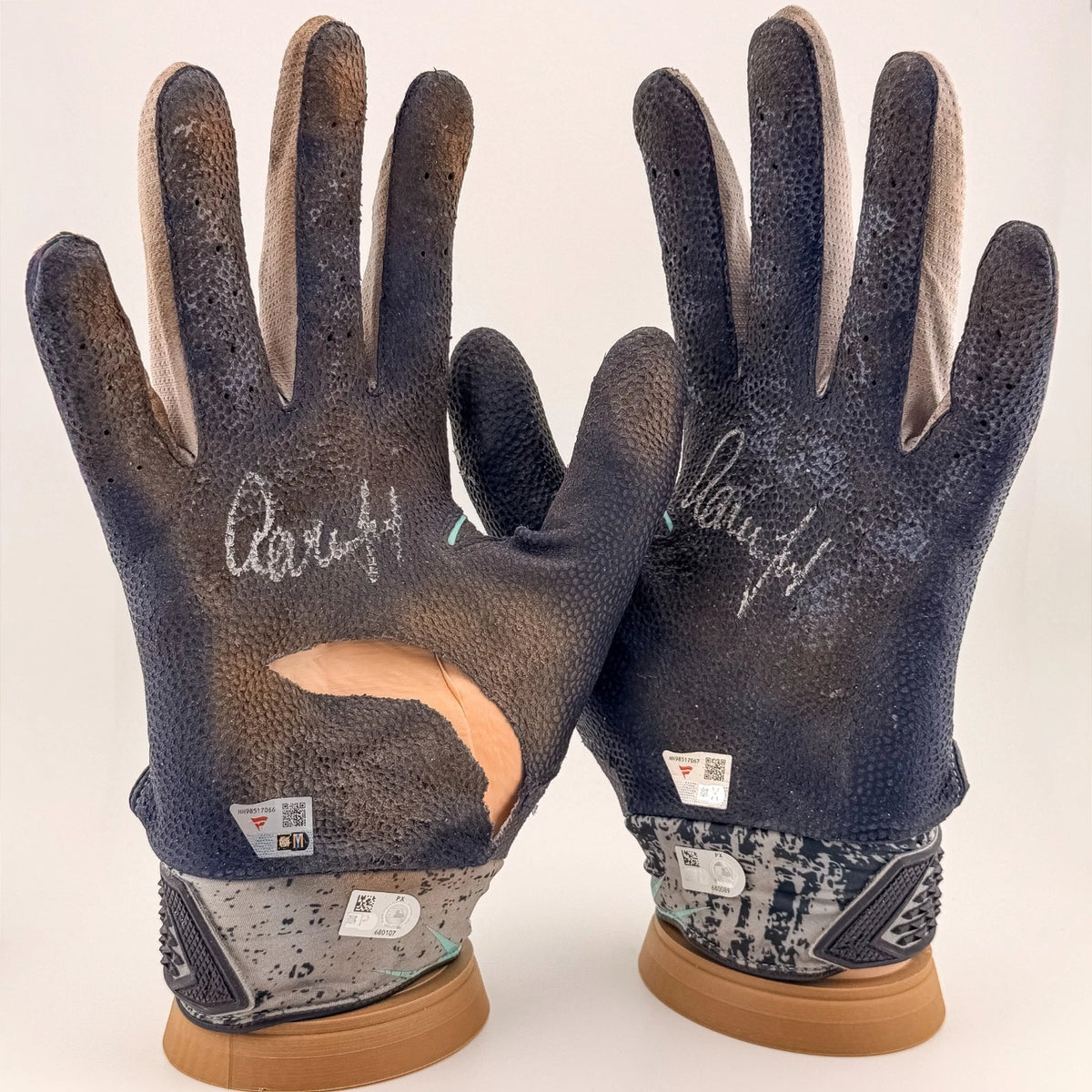 Aaron Judge — Photo-matched batting gloves · 7 games