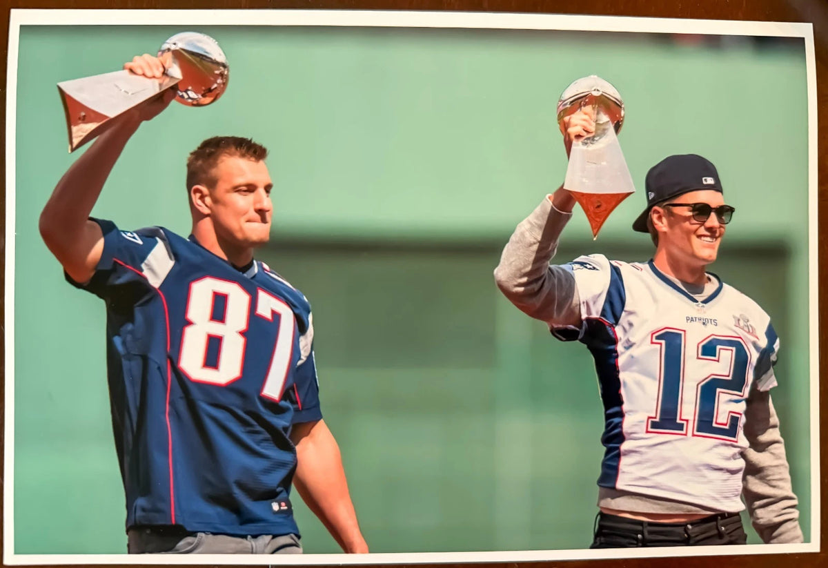 Tom Brady & Rob Gronkowski — Signed Super Bowl inscription jerseys
