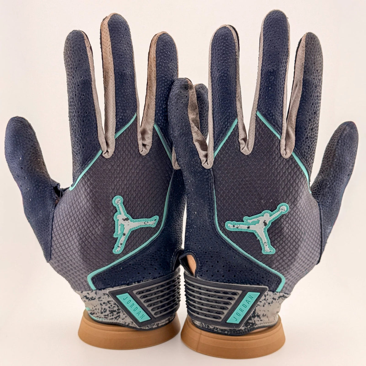 Aaron Judge — Photo-matched batting gloves · 7 games