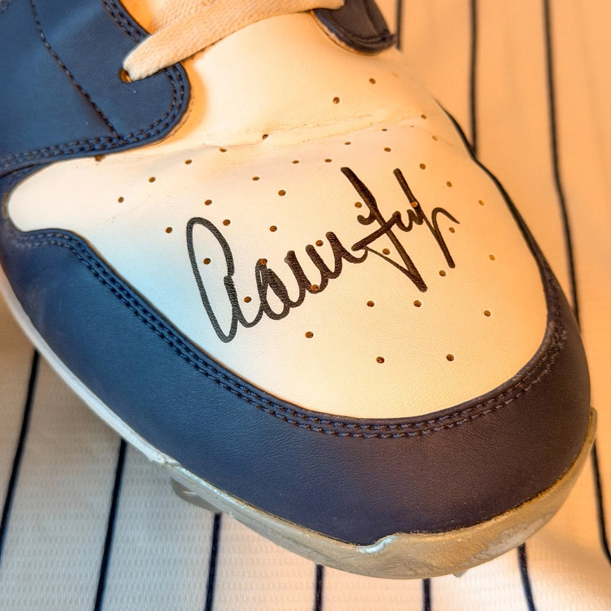 Aaron Judge — 2025 signed game-used Jordan cleats