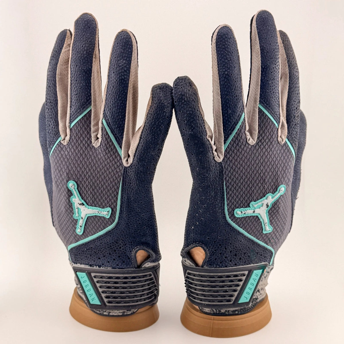 Aaron Judge — Photo-matched batting gloves · 7 games